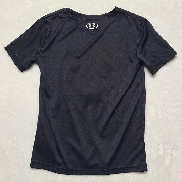 Under Armour Boys Short Sleeve T-Shirt Size 7 Black Polyester Graphic Tee - Picture 7 of 9